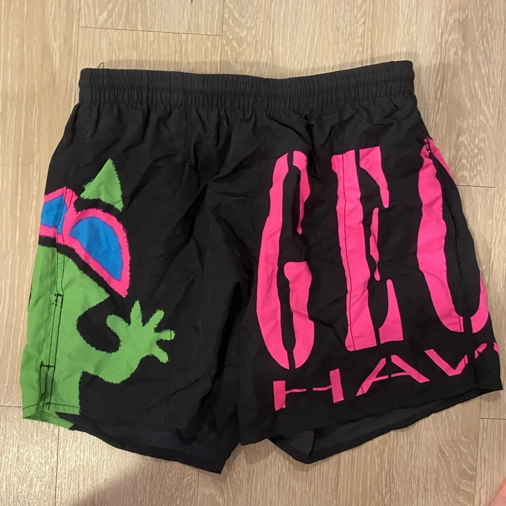 Gecko shorts - Picture 1 of 3